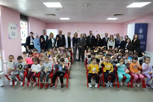 Bursa'da çocuklara diş sağlığı konusunda eğitim verildi