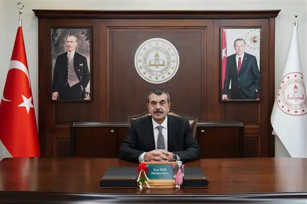 Tekin: Dünya Çocuk Hakları Günü kutlu olsun