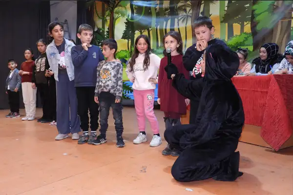 Karaman Belediyesi'nden çocuklara yönelik tiyatro etkinliği