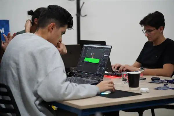 Esenler Belediyesi, Özgür Filistin Oyun Geliştirme Kampı düzenledi