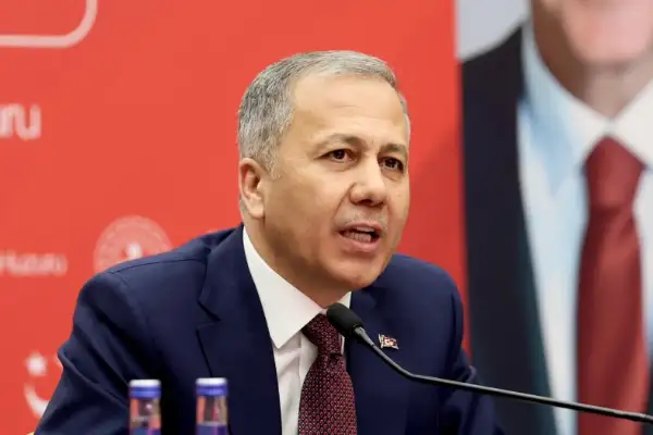 Bakan Yerlikaya, Kocaeli Valiliğini ziyaret etti