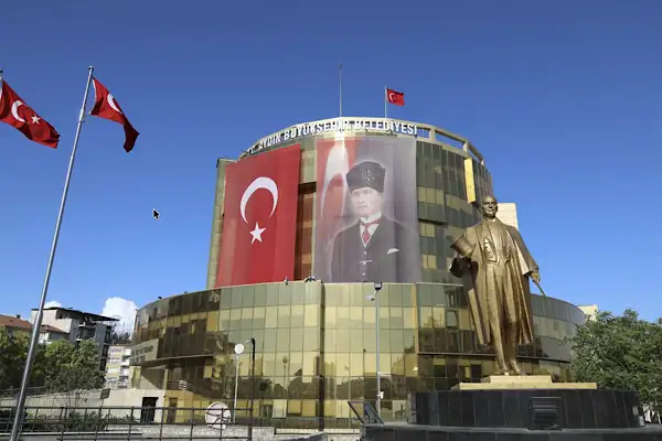 Didim Merkez Park’ta yeni yapı iddiaları yalanlandı