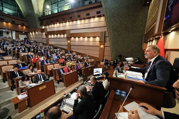 Aslan: Yeter ki yatırım programına alın biz kredi buluruz
