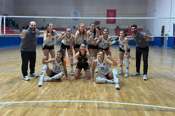 Viranşehir’in Voleybol Takımı Kayseri’de 3-0 kazandı