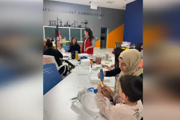 Büyükşehir'den ara tatilde öğrenciler için atölye çalışması