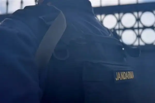 Jandarmadan göçmen kaçakçılarına operasyon