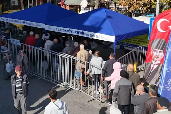 Çerçioğlu, Ata tohumu fidelerini Bozdoğan’da vatandaşlarla buluşturdu