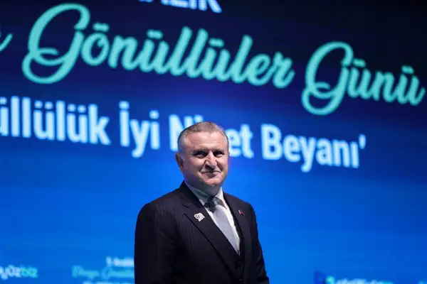 Bakan Bak, Naim Süleymanoğlu Anı Evi’nin açılışına katıldı 