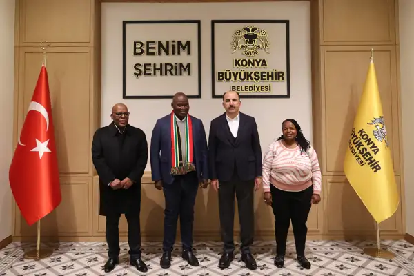 Güney Afrika Yerel Yönetimler Birliği Başkanı Stofile, Başkan Altay’ı ziyaret etti