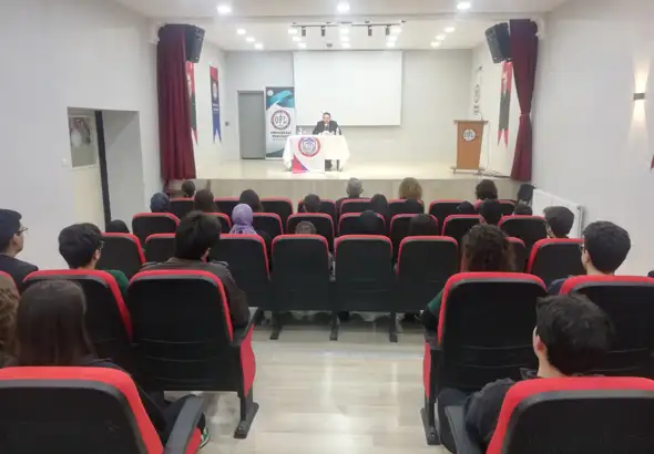 “Gençlerle Sağlık Sohbetleri” programı devam ediyor