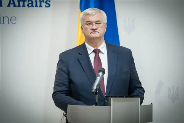 Sybiha, Valtonen ile bir araya geldi