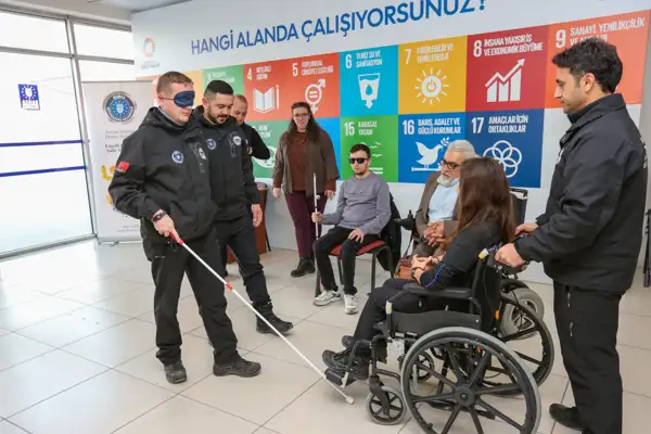 BAM ekibi, afetlere yönelik eğitim çalışmalarını sürdürüyor