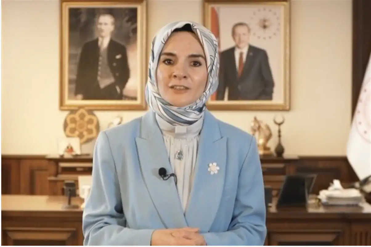 Bakan Göktaş, Suriye Cumhurbaşkanı eşi Durubi görüştü